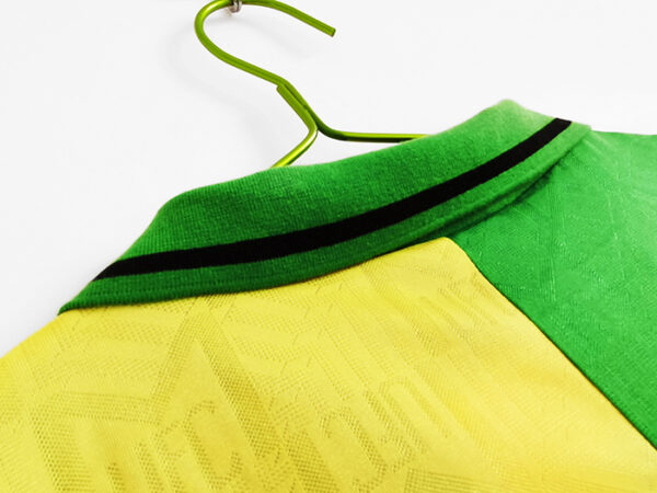 Manchester United 1° Uniforme 1992 - Imagem 9